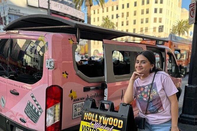 Hollywood, Beverly Hills & Celebrity Homes by Open Air Bus - Seeing the Hollywood Sign from the hills