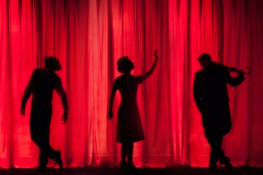Hollywood: Haunted Walking Tour, True Crime, Creepy Tales - Walking comfort, weather, and timing
