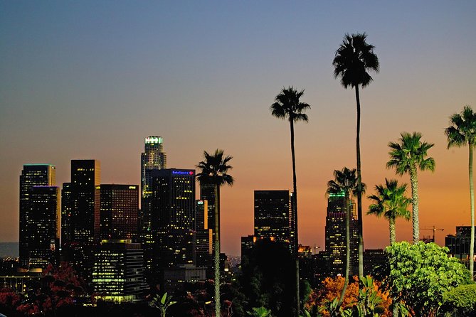 Hollywood Night Tour with Griffith Observatory - Griffith Observatory is worth the climb, even with limited time