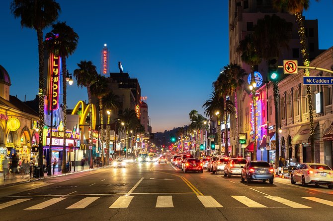 Hollywood Night Tour with Griffith Observatory - The bus ride is part of the experience