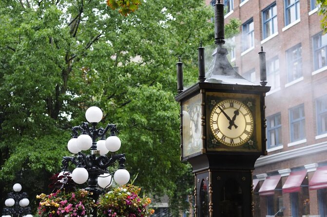 Hollywood North Film & TV Tour in Vancouver - Why Vancouver makes such a good film set