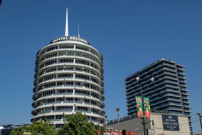 Hollywood Open Bus Tours - Hollywood landmarks from the open vehicle