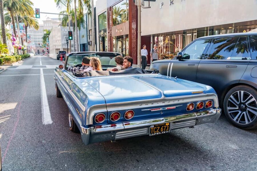 Hollywood: Oscars Tour in a 1964 Impala Lowrider - Is the $100 price good value?