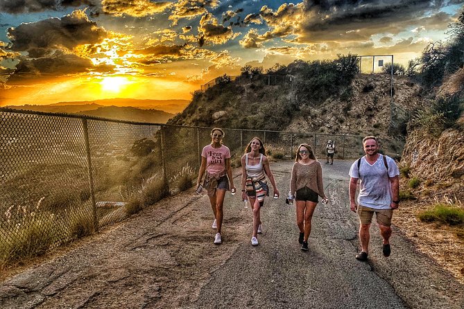 Hollywood Sign 2.5-Hour Tour with Comedians and Their Dogs - What Is Included for $15?