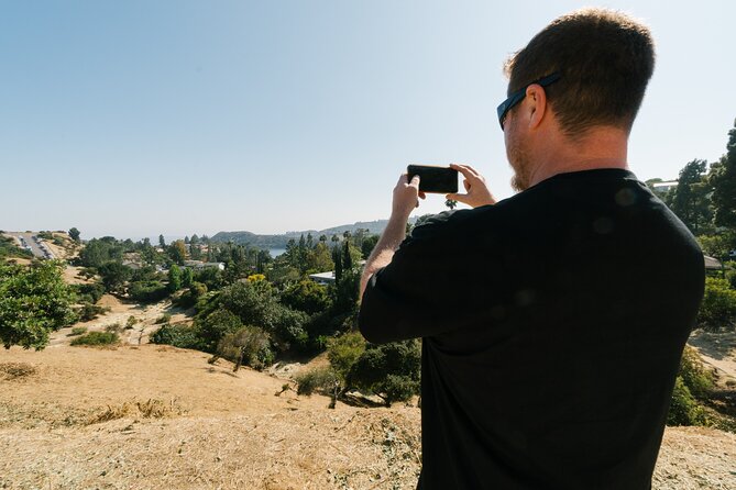 Hollywood Sign One-Hour Tour in Los Angeles - The guide can make or break a one-hour tour