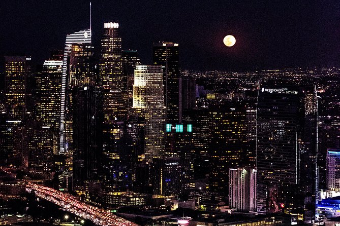 Hooray for Hollywood 35-Minute Helicopter Tour - Venice Beach and extra views