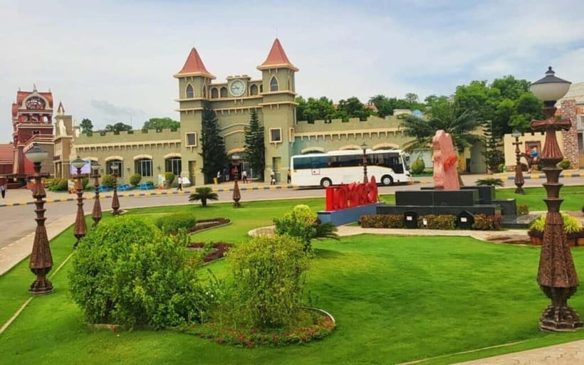 HYDERABAD RAMOJI FILM CITY TOUR - Key points at a glance
