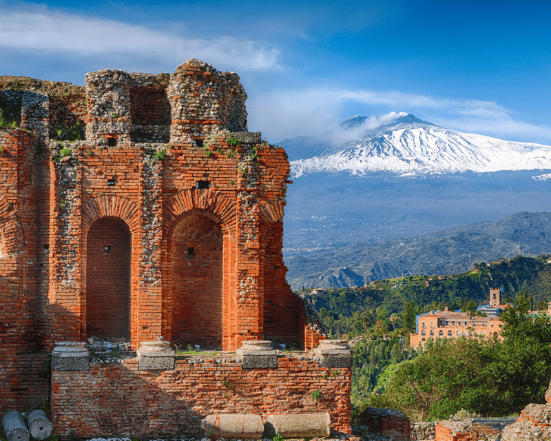 In the places of "The Godfather" - Isola Bella, a one-hour pause by the water