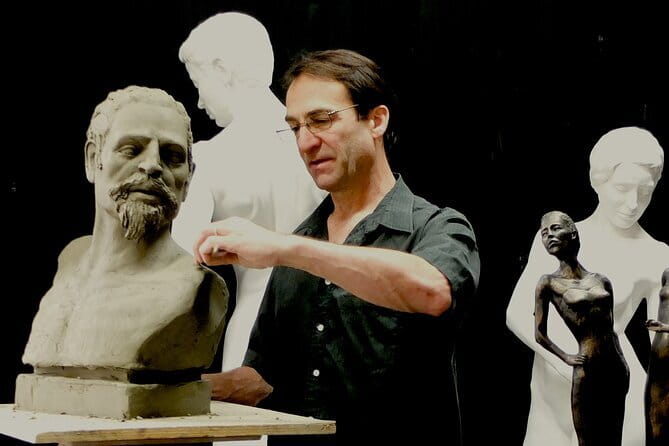 Introduction to Sculpture in Clay Class at The Florence Studio - Making art instead of only looking at it