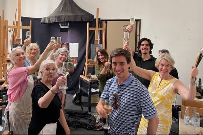 Introduction to Sculpture in Clay Class at The Florence Studio - Why the small group changes the experience