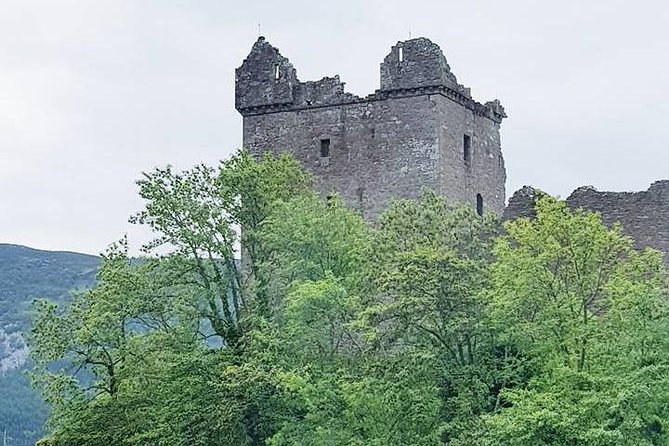 Invergordon Outlander - Urquhart Castle on Loch Ness