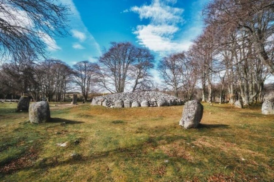 Inverness: Outlander Tour with Whisky Tasting - Clava Cairns and the mystery of ancient stones