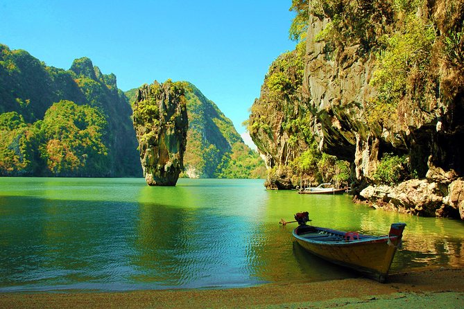 James Bond Island Adventure: Speedboat & Canoe Expedition - Boat comfort and group size