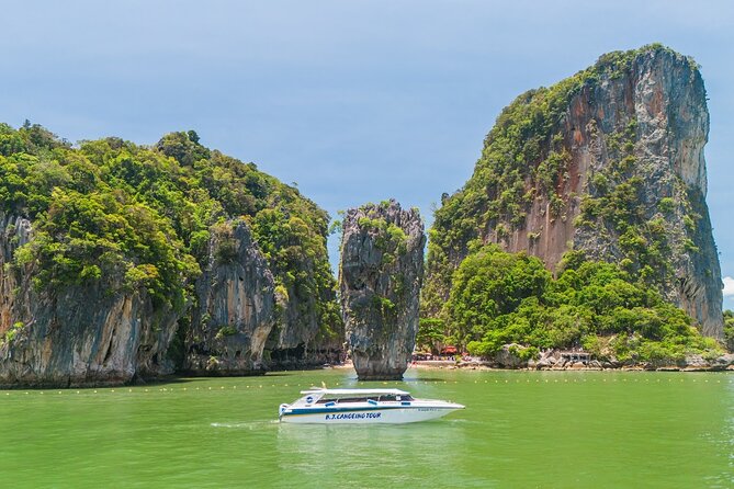 James Bond Island by Speedboat and Canoe at Hong Island - Key points at a glance