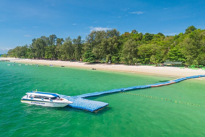 James Bond Island by Speedboat and Canoe at Hong Island - Hong Island is the canoeing highlight