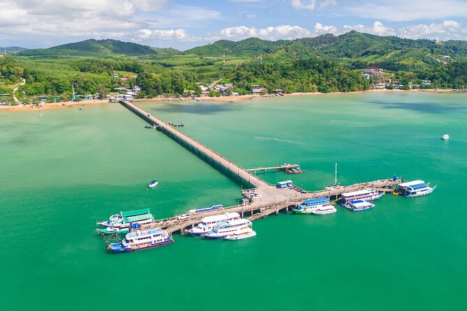 James Bond Island by Speedboat and Canoe at Hong Island - Naka Island is the day’s breathing space