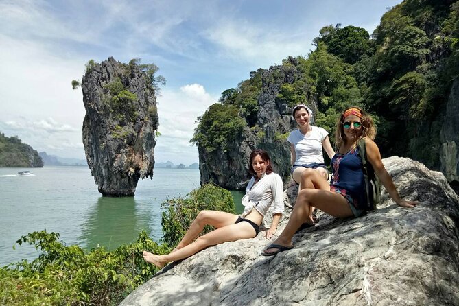 James Bond Island & Phang Nga Bay Sea Canoeing Day Tour By Big Boat From Phuket - Ko Hong: a second canoe outing