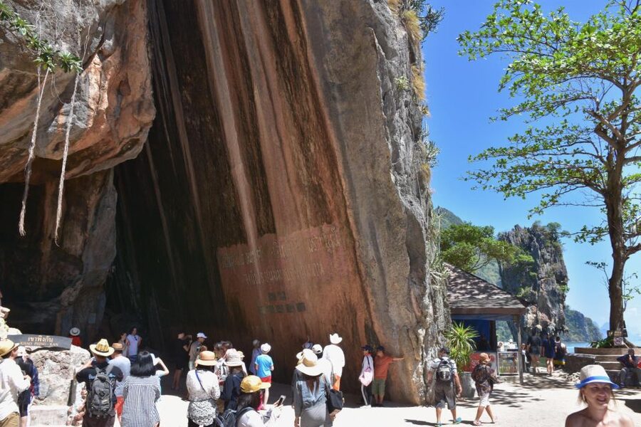 James Bond Island: Sightseeing Tour by Longtail Boat & Kayak - Who should book this day trip