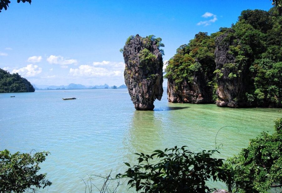 James Bond Island: Sightseeing Tour by Longtail Boat & Kayak - James Bond Island and the famous sea stack