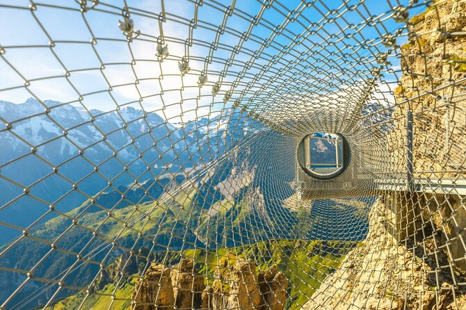 James Bond’s Schilthorn & Mürren Tour | From Bern - Lauterbrunnen gives the day a village pause