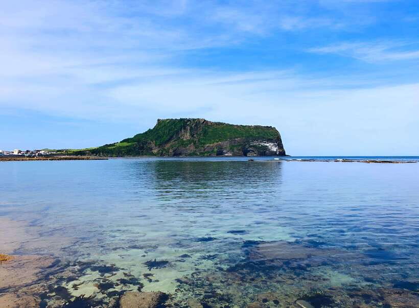 Jeju East: K-Drama Filming Spots Tour with Hotel Pickup - Gwangchigi Beach and a broad coastal view