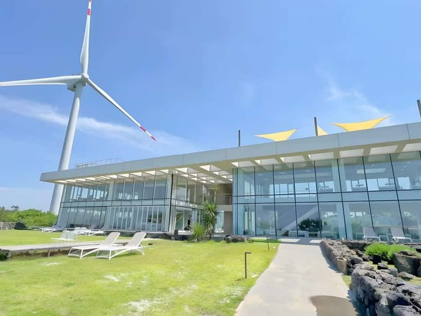 Jeju: K-Drama Spot When Life Gives You Tangerines Hotel Pick - Lunch at a local restaurant