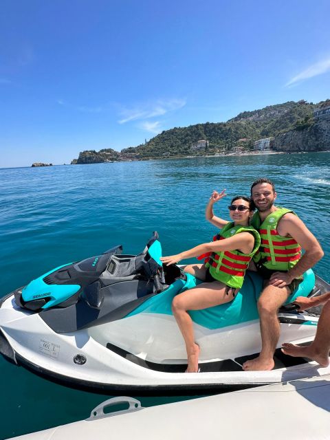 Jet ski Rent in Taormina and Letojanni. Partner White Lotus - A Fast Start Along the Taormina Coast