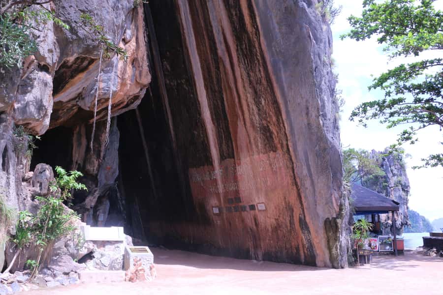 Khao Lak: Phang Nga Bay & James Bond Island by Longtail Boat - Guides, timing, and the feel of the day