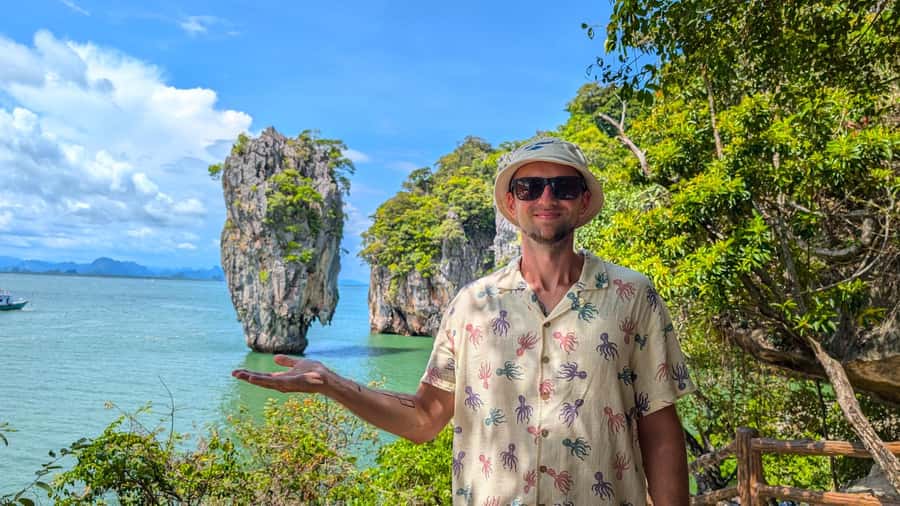 Khao Lak: Private Tour James Bond, Ko Panyi & Samet Nangshe - Kayaking through mangroves and caves