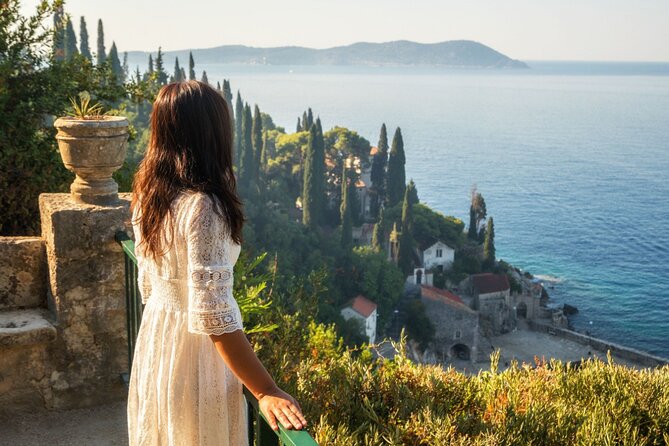 Kings and Dragons: A Game of Thrones Private Tour in Dubrovnik - The Church of St. Ignatius and the Great Sept of Baelor
