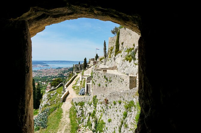 Klis Fortress - Game of Thrones Private Tour From Split - The easy combination of history and local food
