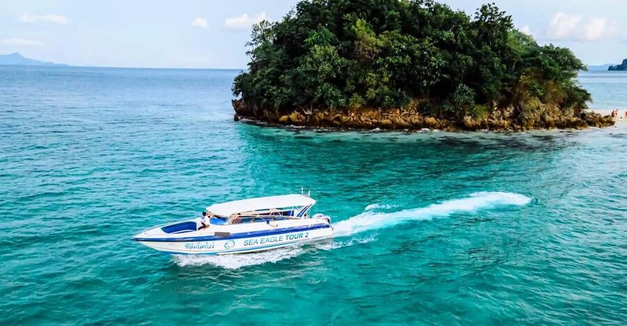 Krabi: Phang Nga Bay Blitz to James Bond Island with Lunch - A fast route through Phang Nga Bay
