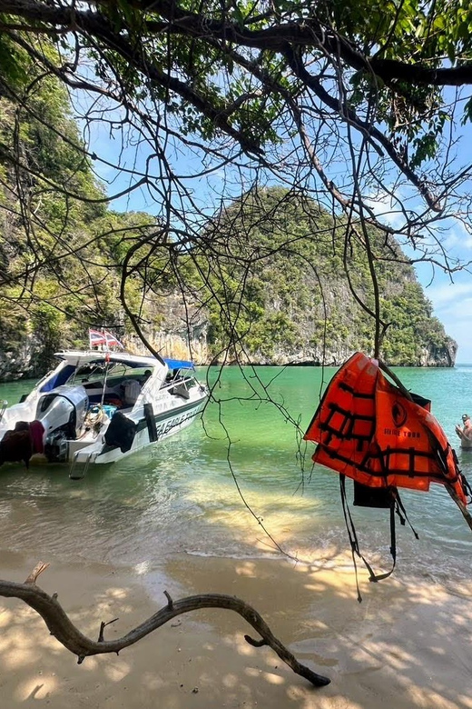 Krabi: Phang Nga Bay Blitz to James Bond Island with Lunch - Panak Island and the Ice Cream Cave