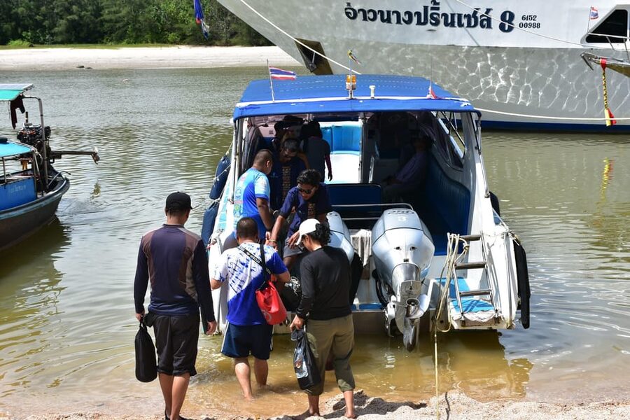 Krabi: Phang Nga Bay Blitz to James Bond Island with Lunch - James Bond Island and Khao Phing Kan