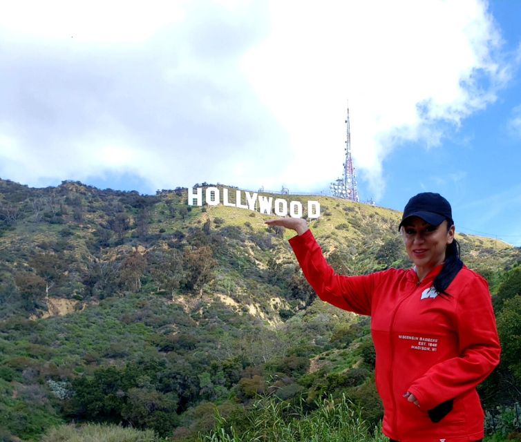LA VIP Tour : Beverly Hills, Sunset Strip, & Hollywood Sign! - Rodeo Drive and the Beverly Hills Sign