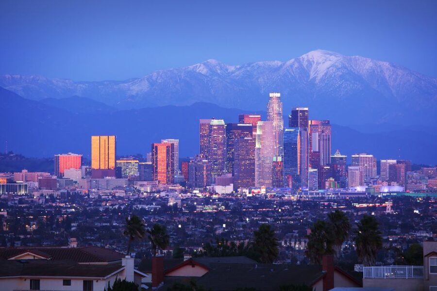 LA: Walk of Fame, Hollywood Sign & Beverly Hills Tour - The guides are a major part of the experience
