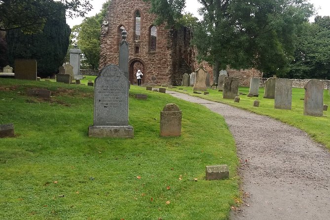 loch Ness, Clava Cairns, Culloden, COO,S, DRAMS & Outlander sites - St. Andrew’s Cathedral and the River Ness