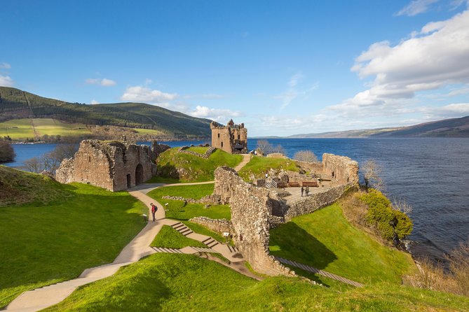 Loch Ness Cruise, Outlander & Urquhart Castle Tour from Inverness - Loch Ness and Urquhart Castle before the crowds