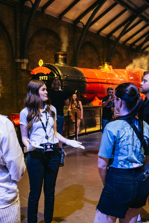 London: Fully-Guided Making of Harry Potter Tour - Why a guide changes the studio visit