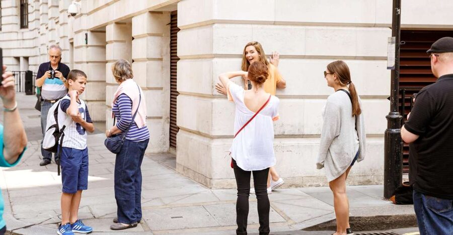 London: Guided Harry Potter Bus Tour of Locations - What the tour includes, and what it does not
