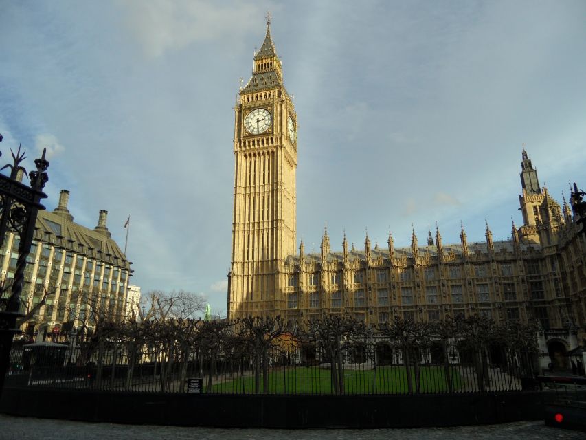 London: Harry Potter 3-Hour Private Walking Tour - Leadenhall Market and the later film locations