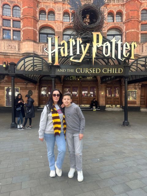 London: Harry Potter Black Cab Tour with Hotel Pick Up - Chinatown, Leicester Square, and the House of Spells