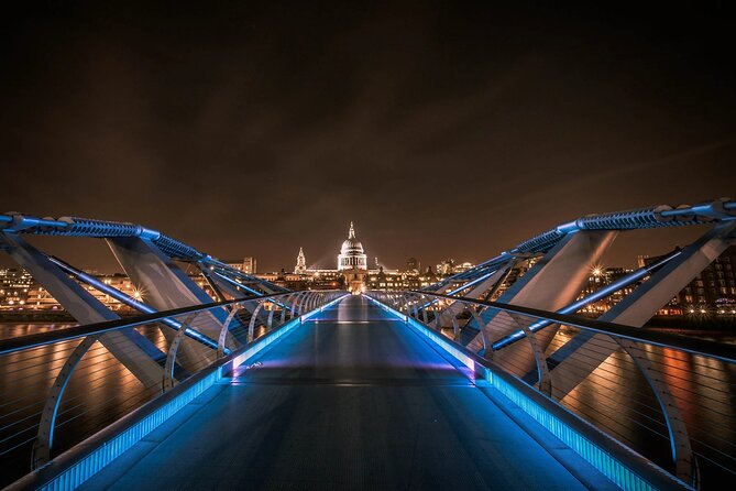 London: Harry Potter Filming Locations Sightseeing Tour - Crossing the Millennium Bridge