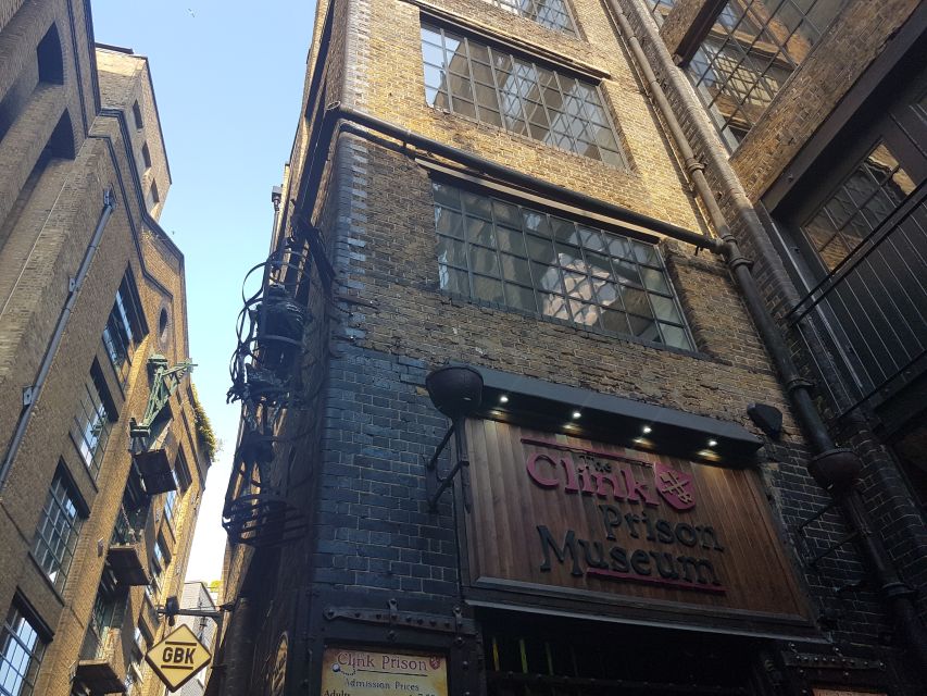 London: Harry Potter Movies Walking Tour (Kids Go Free) - Borough Market and London Bridge finish the walk