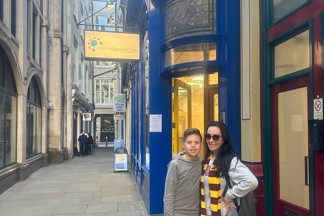 London Harry Potter Private Black Cab Tour with Hotel Pick Up - King’s Cross and St. Pancras: the strongest opening