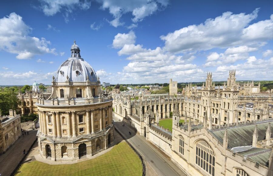 London: Harry Potter Studio Tour and Oxford Day Trip - Meeting the coach at Gloucester Road