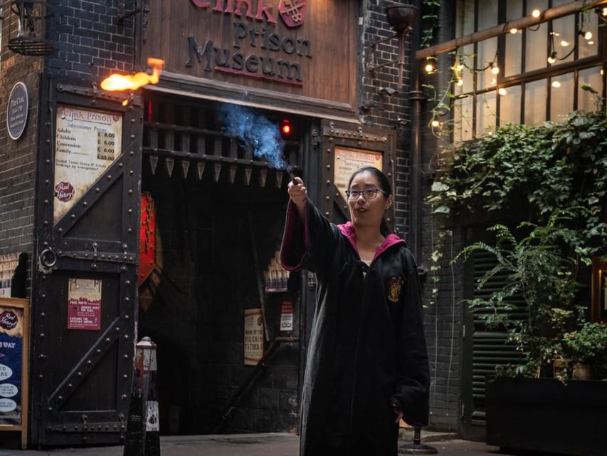 London: Harry Potter Tour & The London Dungeons Tour - Pace, group size, and guide quality