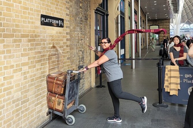 London: Harry Potter Walking Tour with Platform 9 3/4 - What the $18 price really buys you