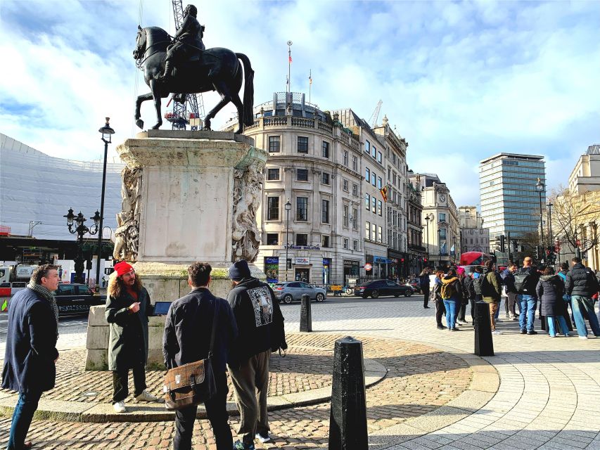 London: James Bond and Spies Walking Tour - Trafalgar Square and the film connection