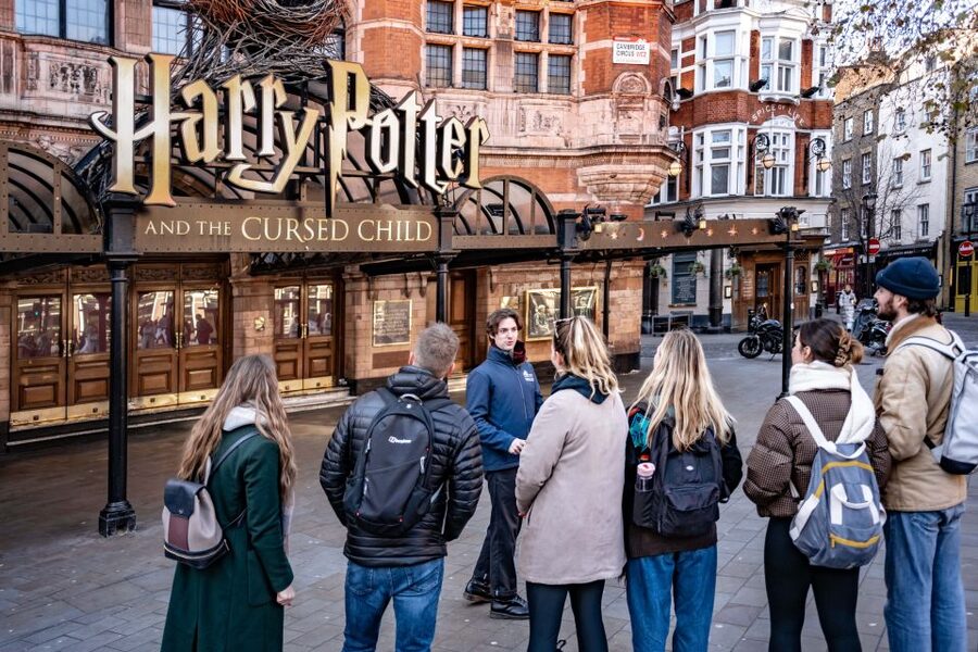 London: Landmarks Walking Tour & Harry Potter Walking Tour - Who should book this walking experience?